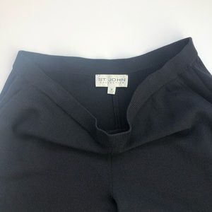 St. John Collection Knit “Santana” Crop/Capris